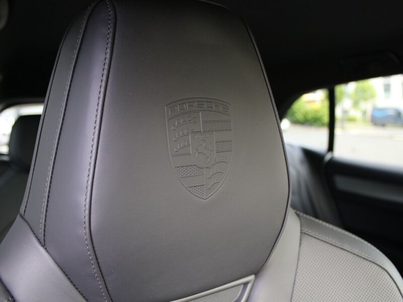 More views of Porsche Cayenne