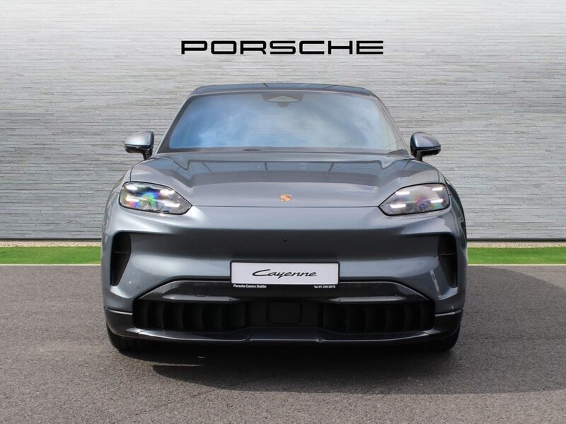 More views of Porsche Cayenne