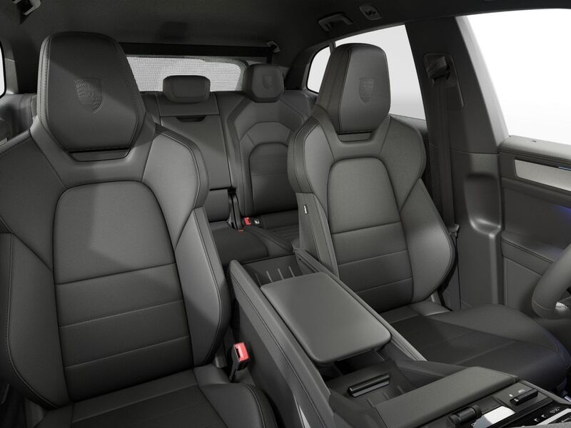 More views of Porsche Cayenne