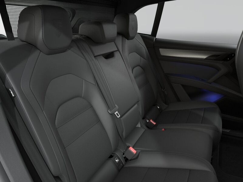 More views of Porsche Cayenne