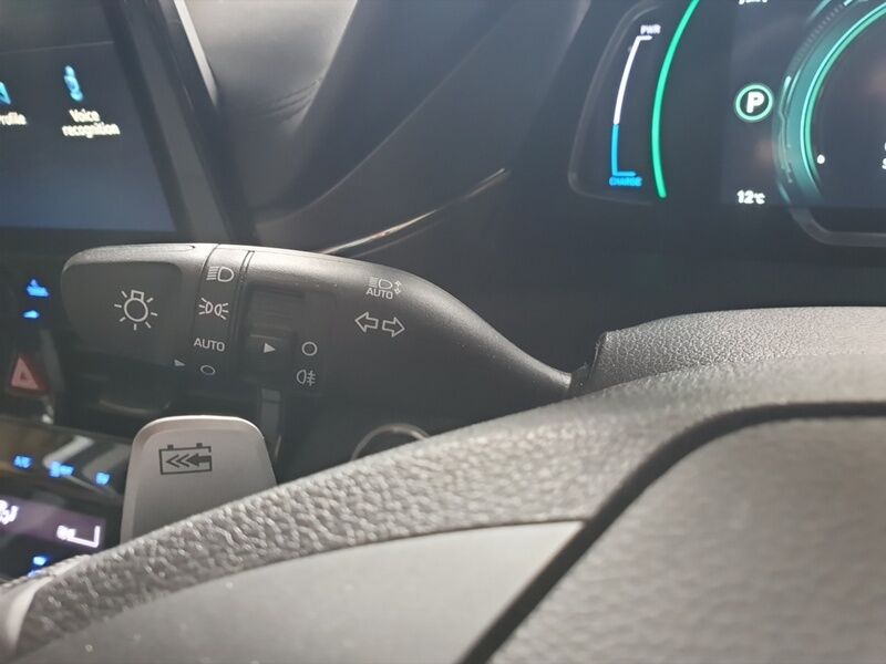 More views of Hyundai IONIQ
