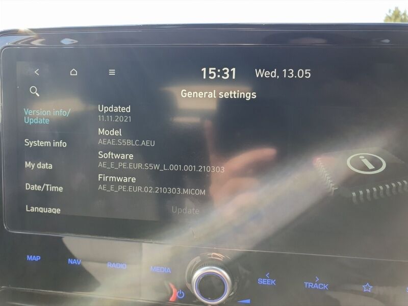More views of Hyundai IONIQ