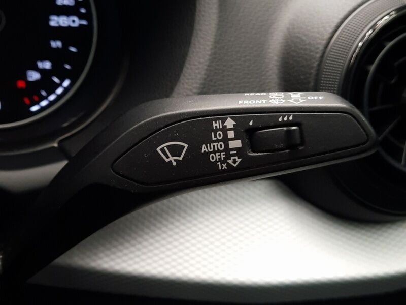 More views of Audi Q2