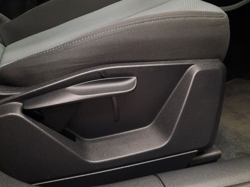 More views of Audi Q2