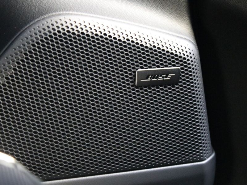 More views of Porsche Macan