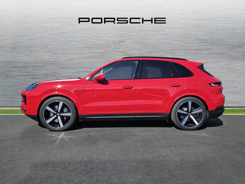 More views of Porsche Cayenne