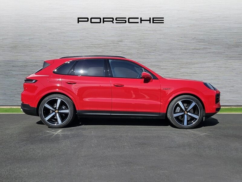 More views of Porsche Cayenne