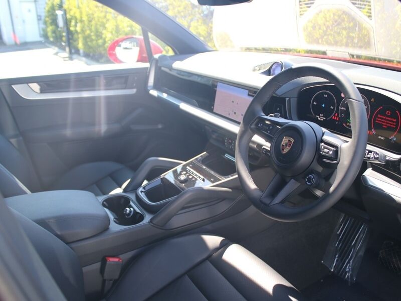 More views of Porsche Cayenne