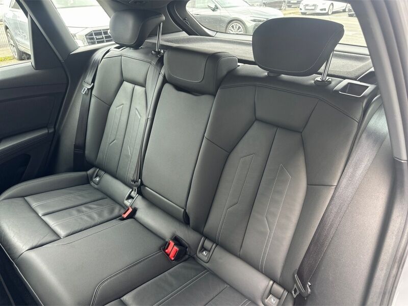 More views of Audi Q4 e-tron