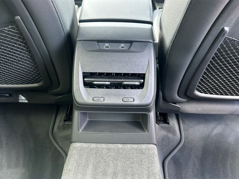 More views of Audi A6