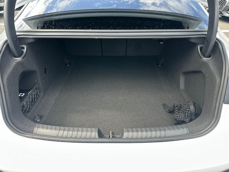 More views of Audi A6