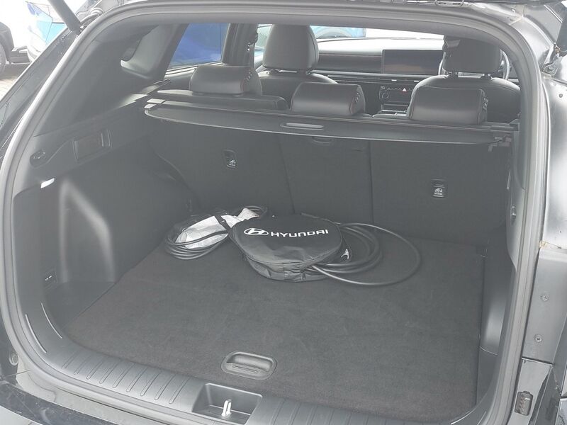 More views of Hyundai Tucson