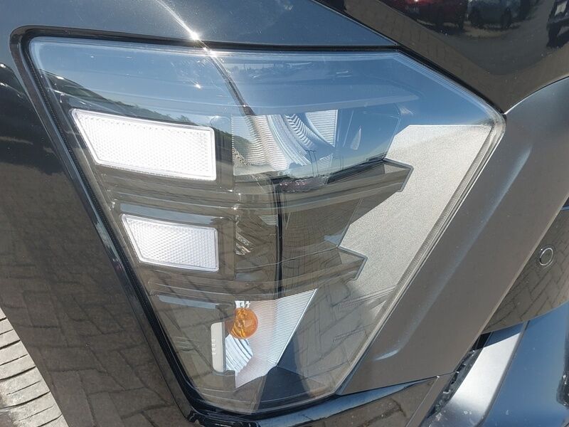 More views of Hyundai KONA