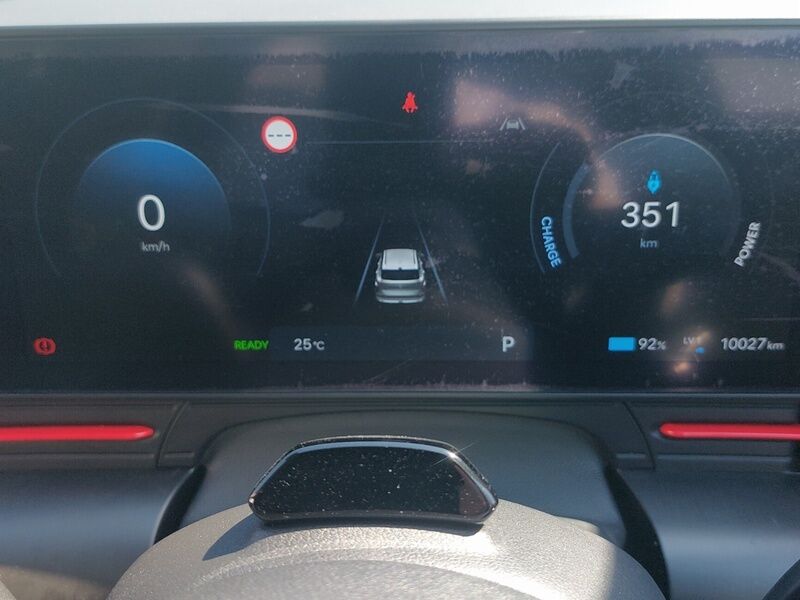 More views of Hyundai KONA
