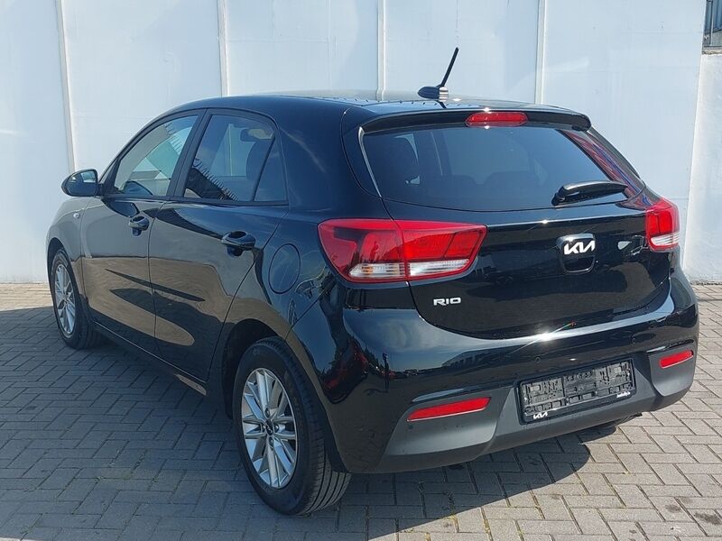 More views of Kia Rio