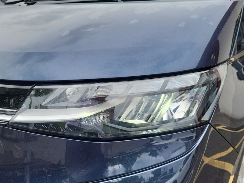 More views of Volkswagen Multivan