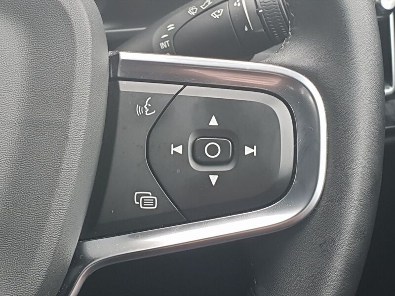 More views of Volvo XC40