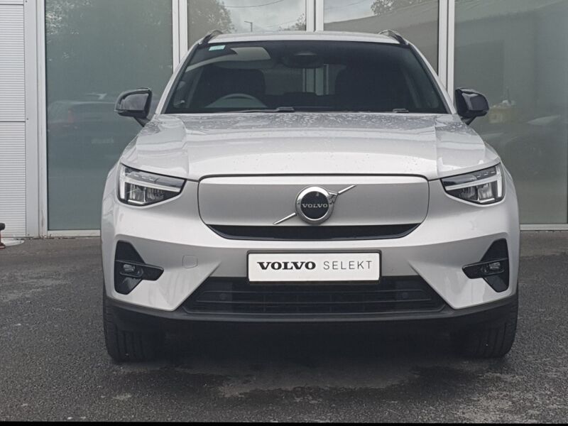 More views of Volvo XC40