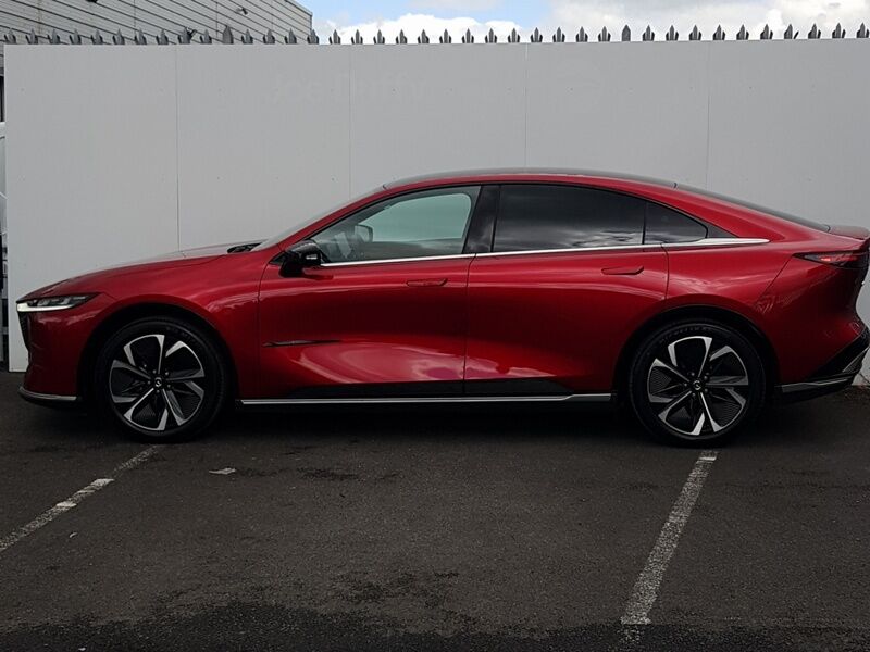 More views of Mazda 6e
