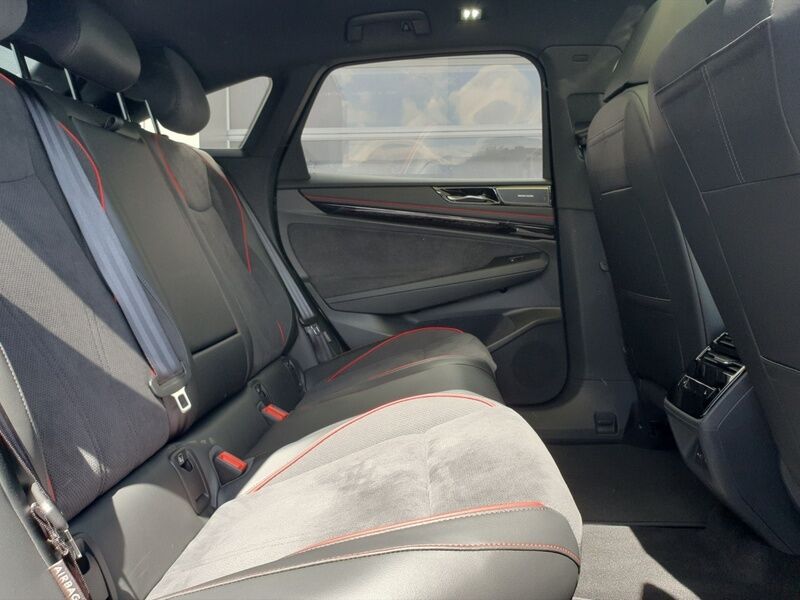 More views of Volkswagen ID.7