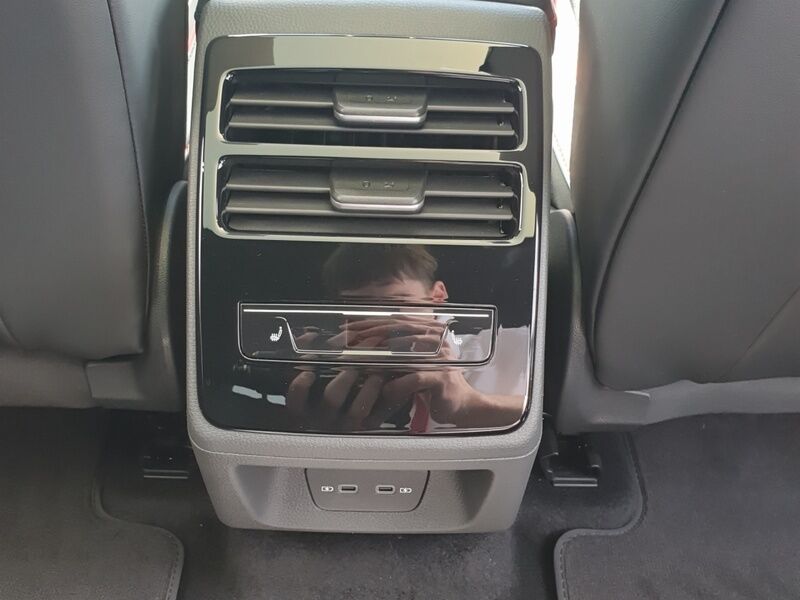 More views of Volkswagen ID.7