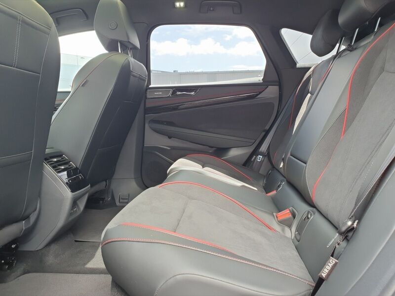 More views of Volkswagen ID.7