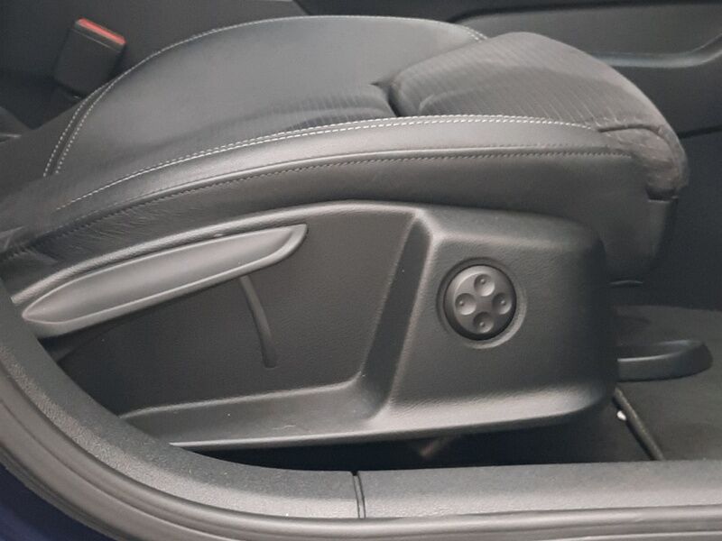 More views of Audi A4