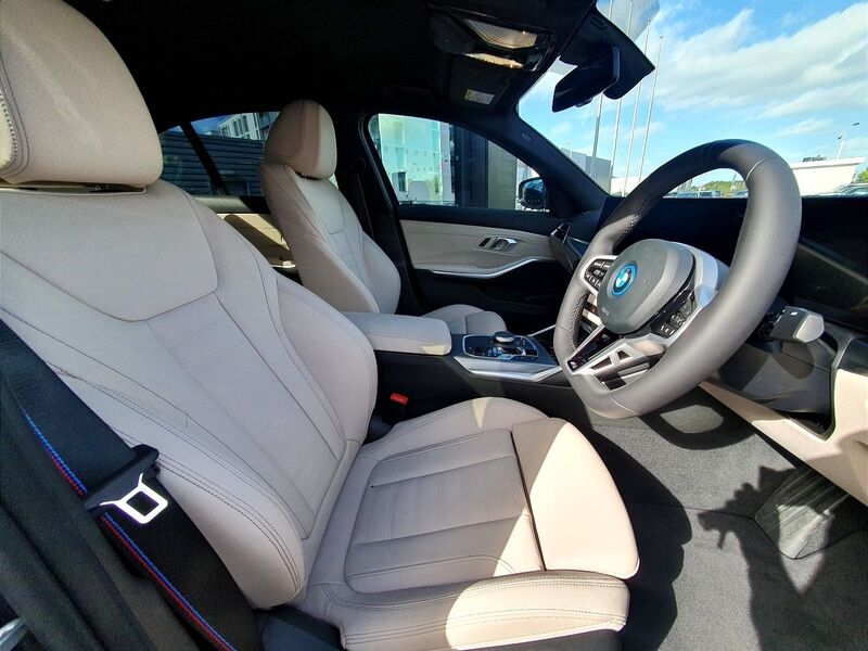 More views of BMW 3-Series