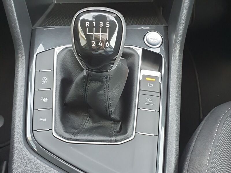 More views of Volkswagen Tiguan