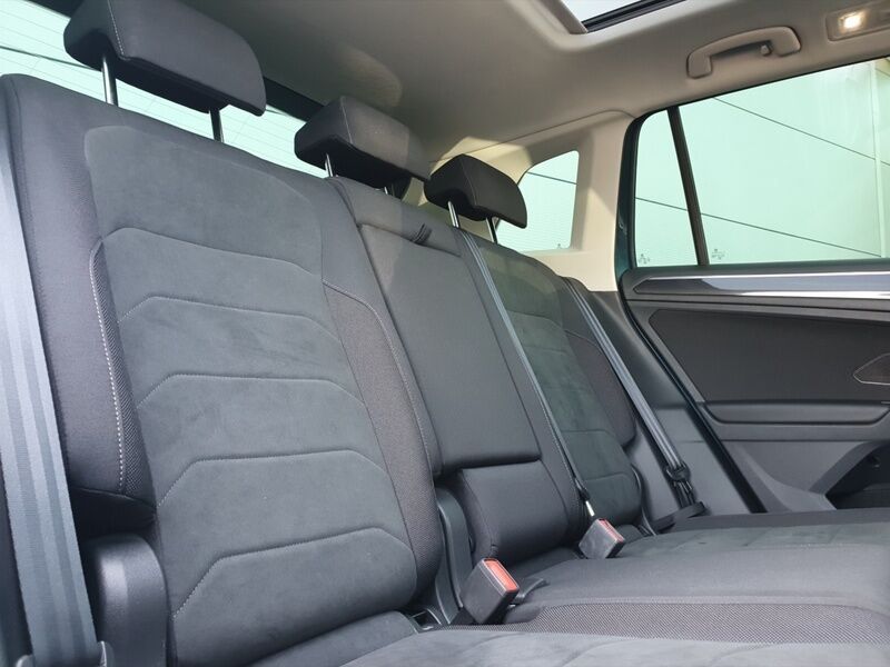 More views of Volkswagen Tiguan