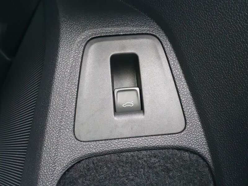 More views of Volkswagen Tiguan