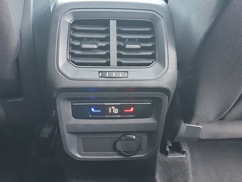 More views of Volkswagen Tiguan