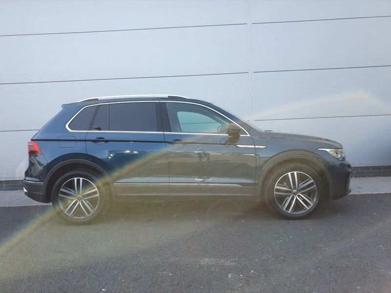 More views of Volkswagen Tiguan