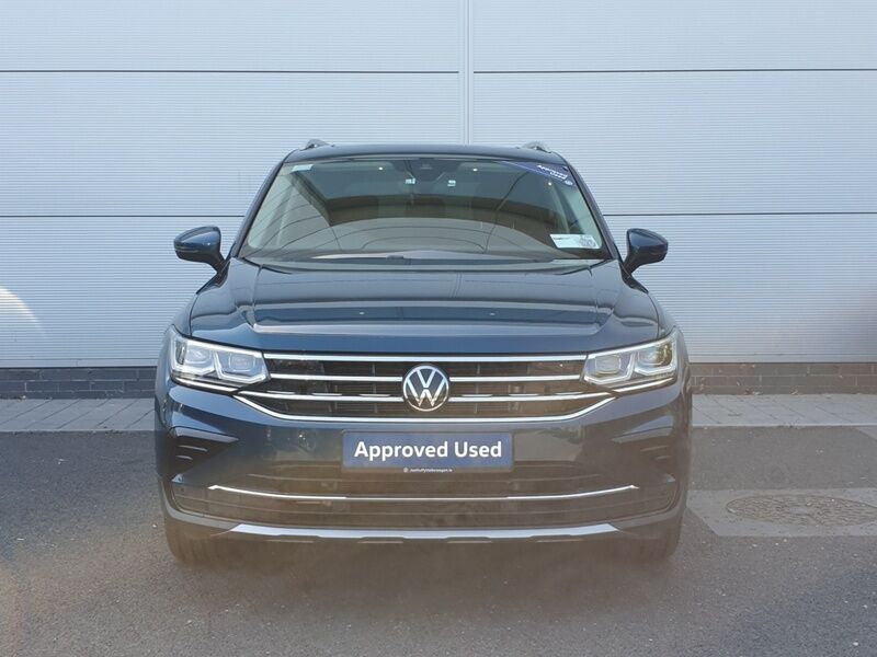 More views of Volkswagen Tiguan