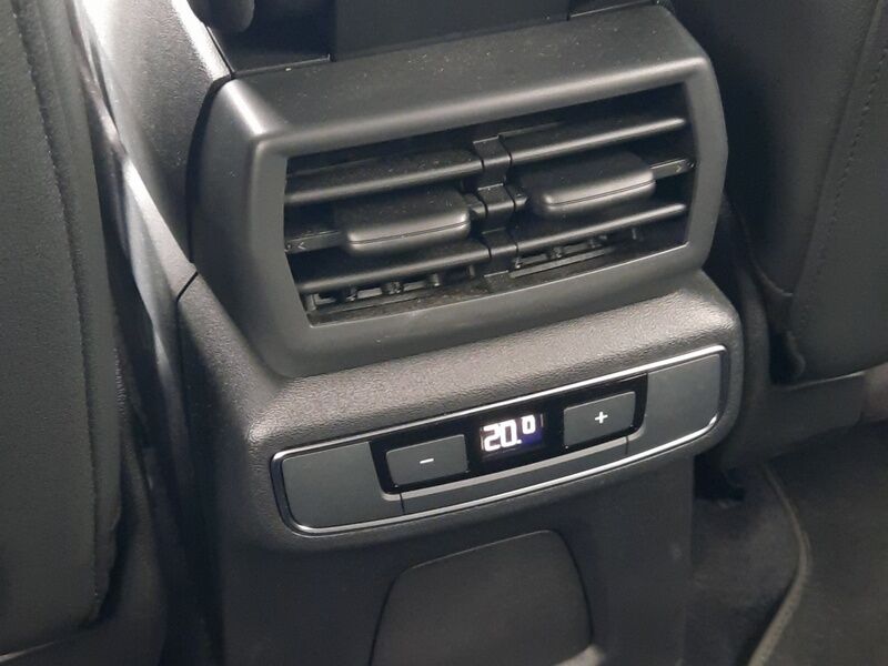 More views of Audi Q4 e-tron