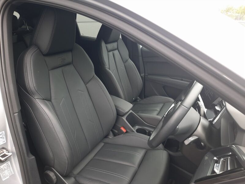 More views of Audi Q4 e-tron