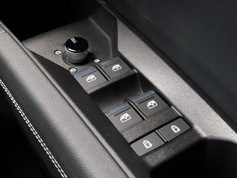 More views of Audi Q4 e-tron