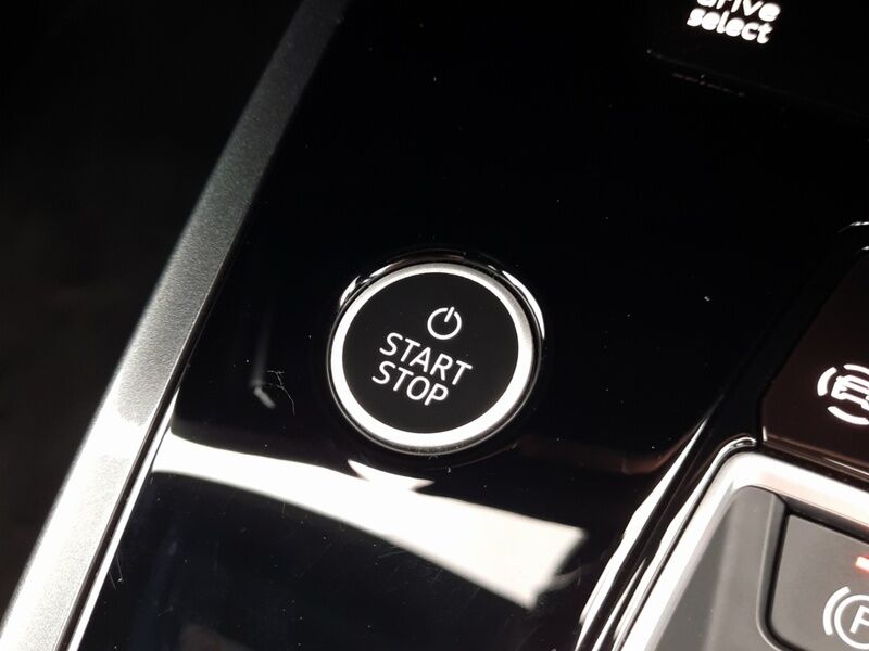 More views of Audi Q4 e-tron