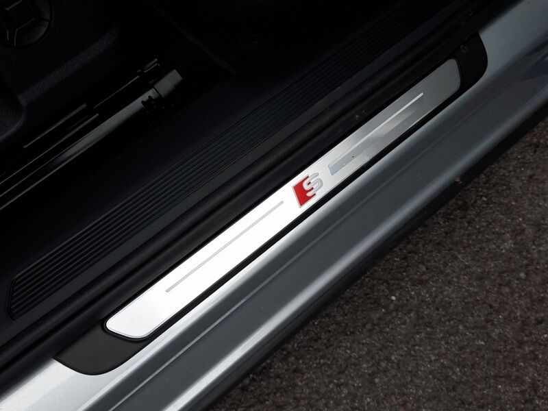 More views of Audi Q4 e-tron