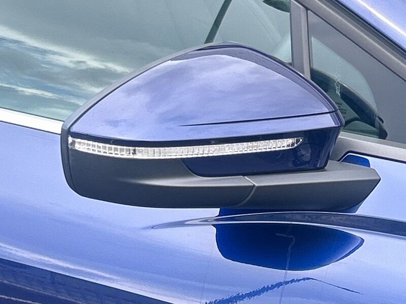 More views of Audi Q4 e-tron