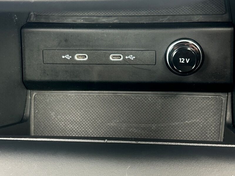 More views of Audi Q4 e-tron