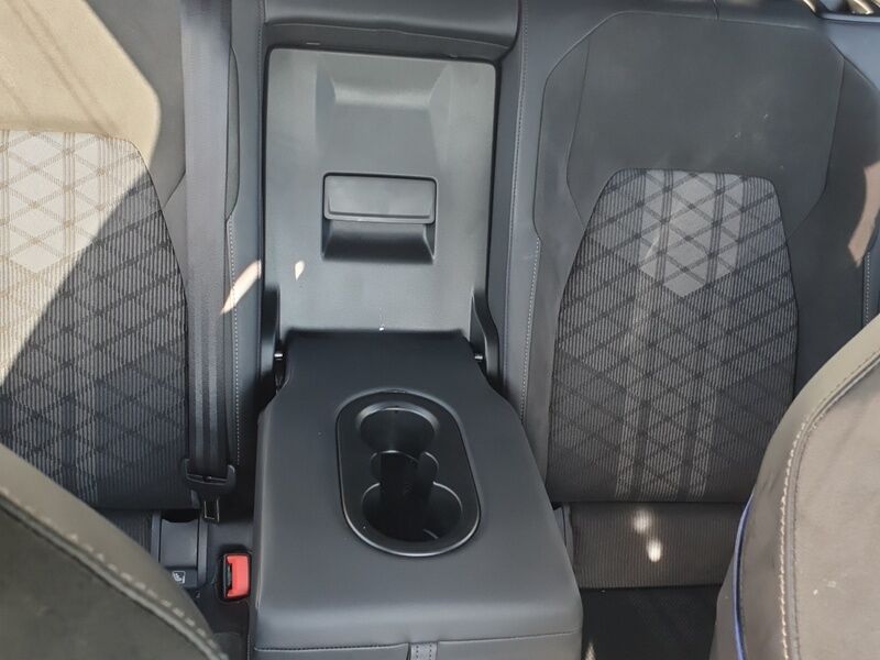 More views of Volkswagen Golf