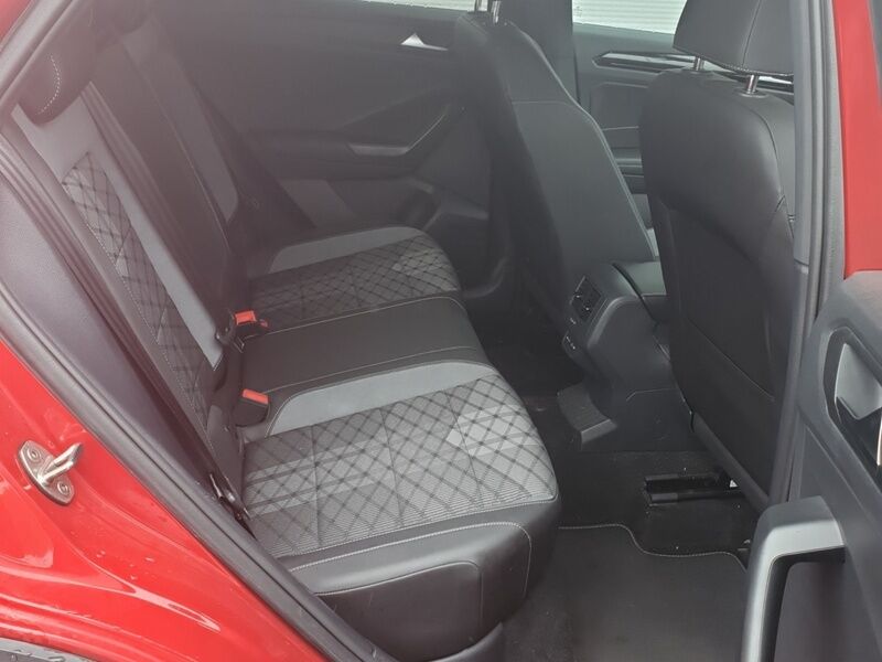 More views of Volkswagen T-Roc