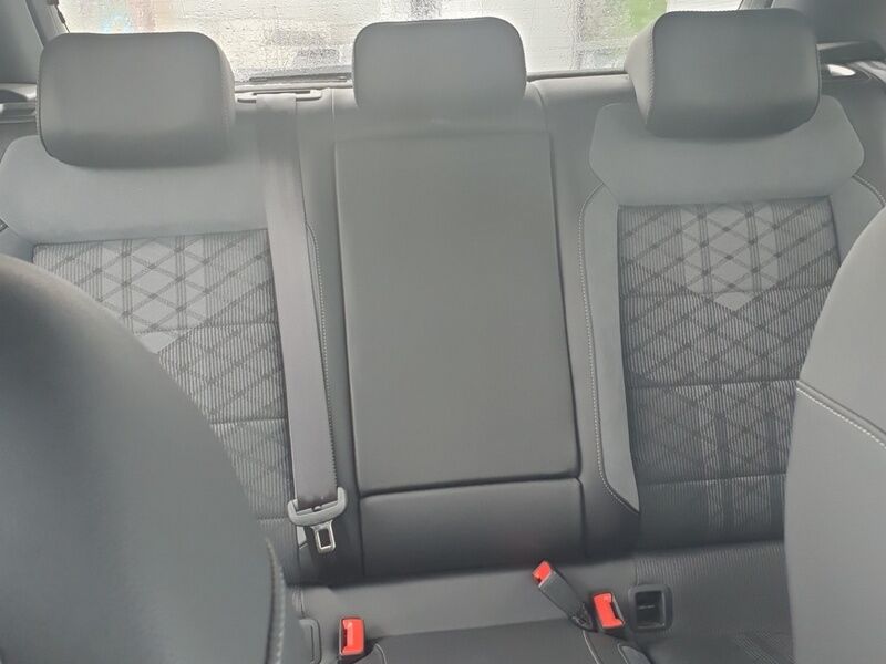 More views of Volkswagen T-Roc