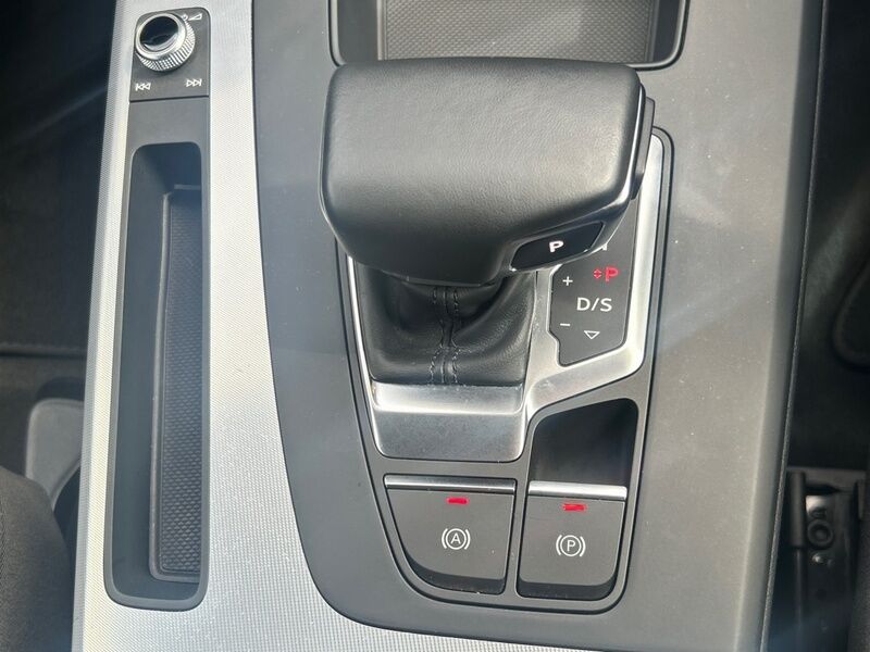 More views of Audi Q5