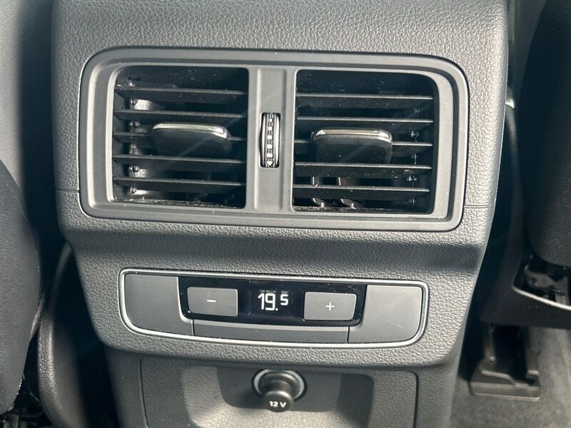 More views of Audi Q5