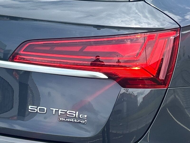 More views of Audi Q5