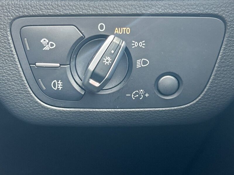 More views of Audi Q5