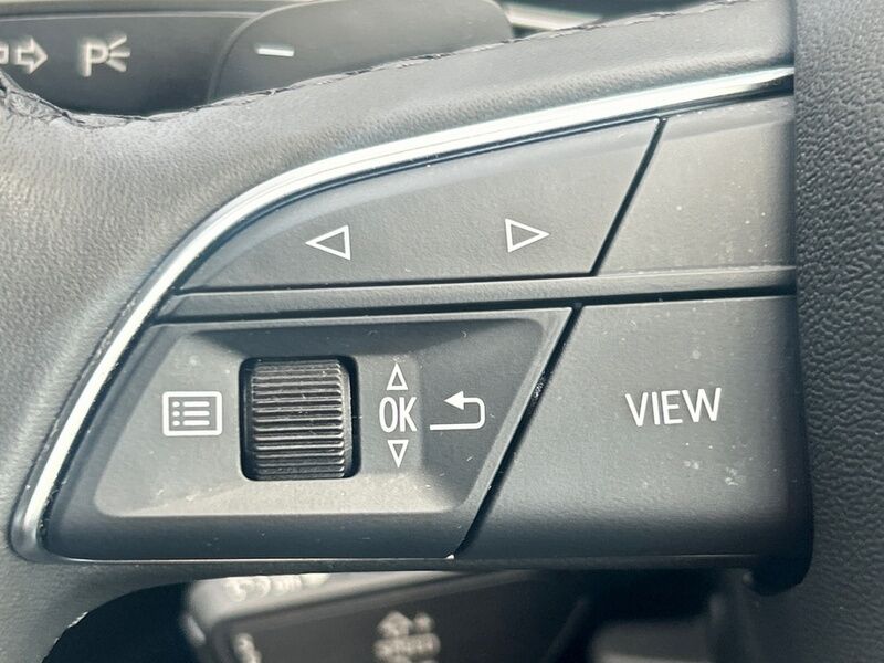 More views of Audi Q5