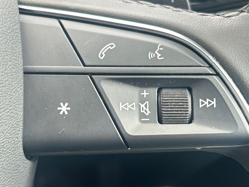 More views of Audi Q5